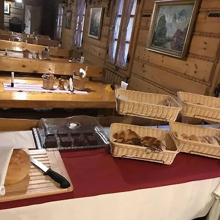Hotel Koliba 3*