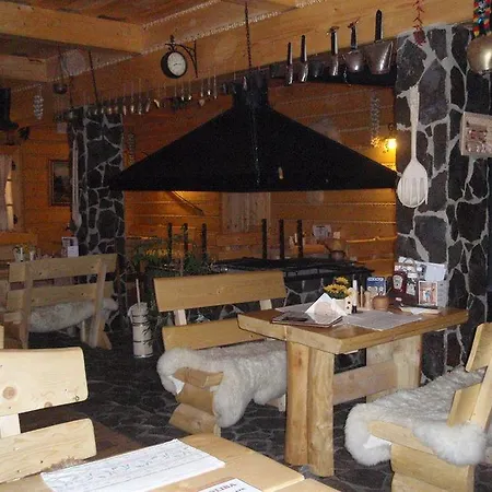 Koliba فندق